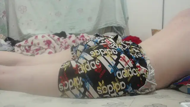 Kittywhiteass online show from 03.17.25