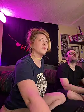 Snapshot of Mallorykoxx69 chatting on 02.19.25 Mallorykoxx69 online show from 02.19.25