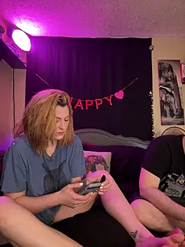 Snapshot of Mallorykoxx69 chatting on 03.20.25 Mallorykoxx69 online show from 03.20.25