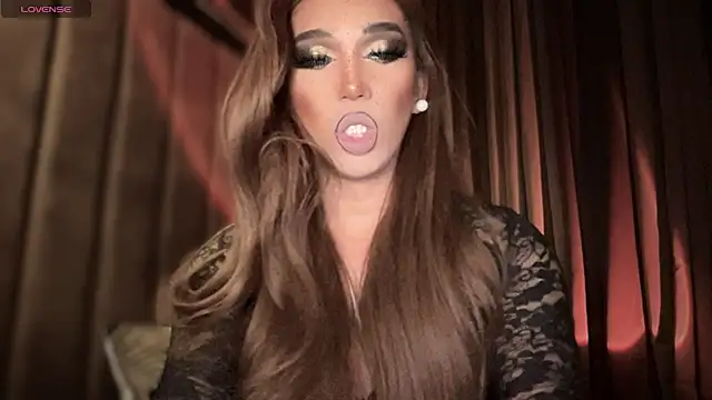 Lo la 69 online show from 10.25.25