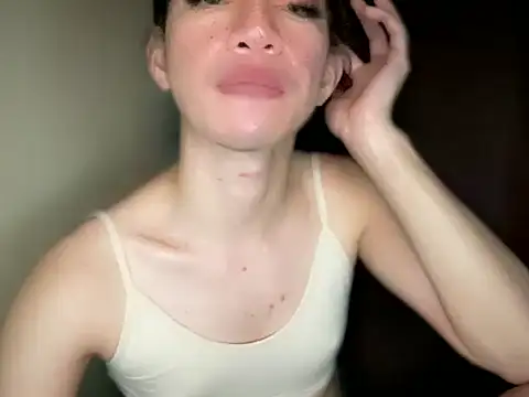 Snapshot of QUEEN_LILITH chatting on 02.20.25 QUEEN LILITH online show from 02.20.25