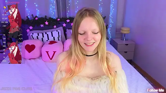 Snapshot of evangel1ne chatting on 12.15.25 evangel1ne online show from 12.15.25