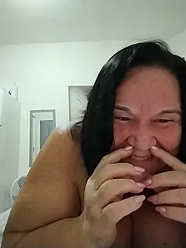 Yaya Mineira online show from 04.14.26