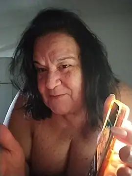 Yaya Mineira online show from 04.16.26