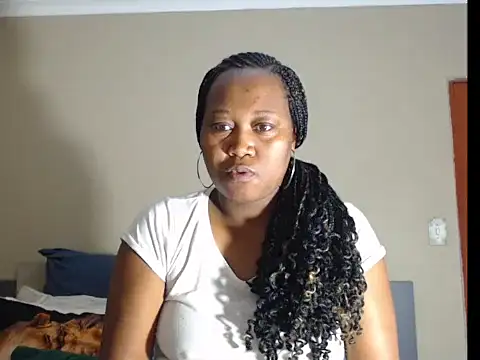 Snapshot of EbonySeductressx chatting on 01.13.25 EbonySeductressx online show from 01.13.25