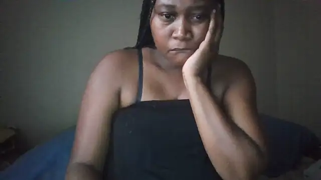 Snapshot of EbonySeductressx chatting on 02.01.25 EbonySeductressx online show from 02.01.25