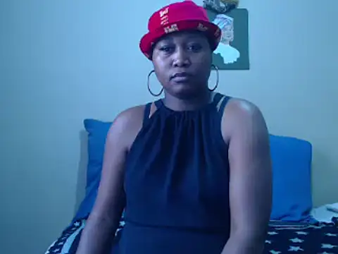 Snapshot of EbonySeductressx chatting on 03.10.25 EbonySeductressx online show from 03.10.25