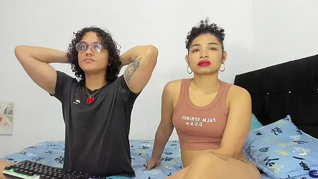 Kami chigiri21 online show from 12.04.25