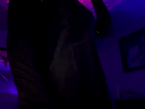 Kik SickSlut88 online show from 10.31.25