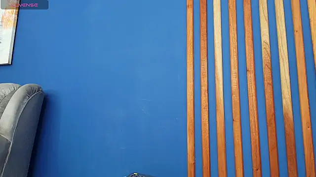 Snapshot of _Valeria_Brown chatting on 01.20.25 Valeria Brown online show from 01.20.25