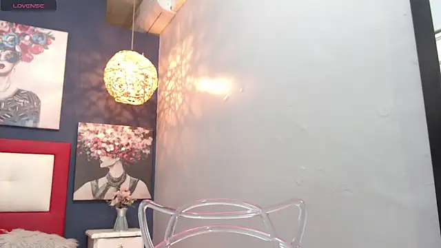 Snapshot of _Valeria_Brown chatting on 01.25.25 Valeria Brown online show from 01.25.25