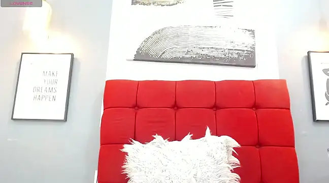 Snapshot of _Valeria_Brown chatting on 03.08.25 Valeria Brown online show from 03.08.25