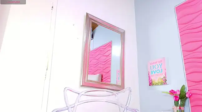 Snapshot of _Valeria_Brown chatting on 03.11.25 Valeria Brown online show from 03.11.25