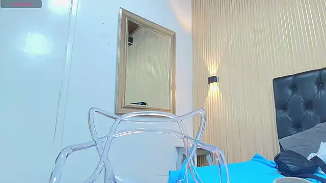 Snapshot of _Valeria_Brown chatting on 09.21.25 Valeria Brown online show from 09.21.25