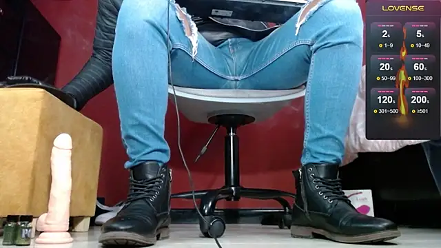 TomLover 12 online show from 02.09.25