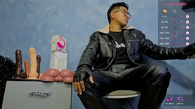 TomLover 12 online show from 01.16.26