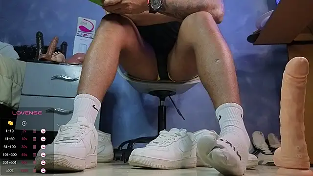 TomLover 12 online show from 02.27.26