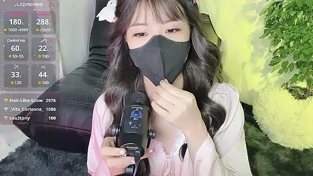 Mya Lee online show from 12.06.24