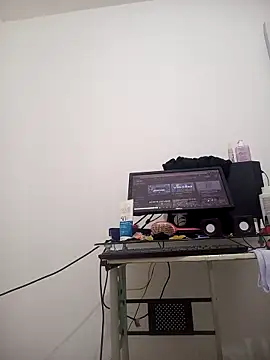 Snapshot of CASADASIGILO2 chatting on 10.17.25 CASADASIGILO2 online show from 10.17.25