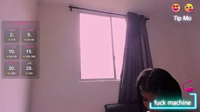Snapshot of CuteEbony1 chatting on 09.18.25 CuteEbony1 online show from 09.18.25