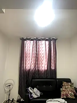 Snapshot of CuteEbony1 chatting on 09.19.25 CuteEbony1 online show from 09.19.25