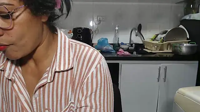 kateleyagrey online show from 03.12.26