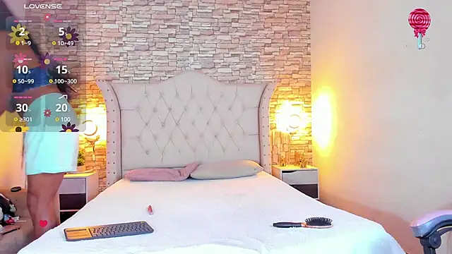 Snapshot of Lucia-sex chatting on 02.06.25 Lucia-sex online show from 02.06.25