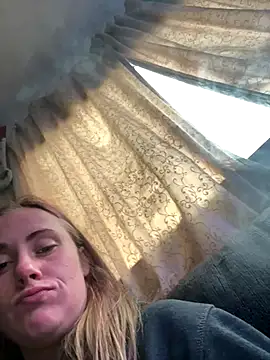 ClumsyLink online show from 12.17.25