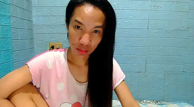 Snapshot of AsianNaughtiesMistress chatting on 02.19.25 AsianNaughtiesMistress online show from 02.19.25