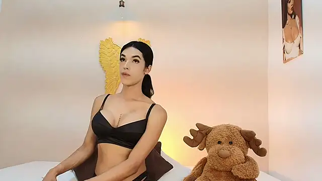 Snapshot of salome_Collins_1 chatting on 11.27.25 salome Collins 1 online show from 11.27.25