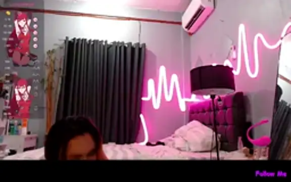 Snapshot of DivaMooree chatting on 11.15.25 DivaMooree online show from 11.15.25