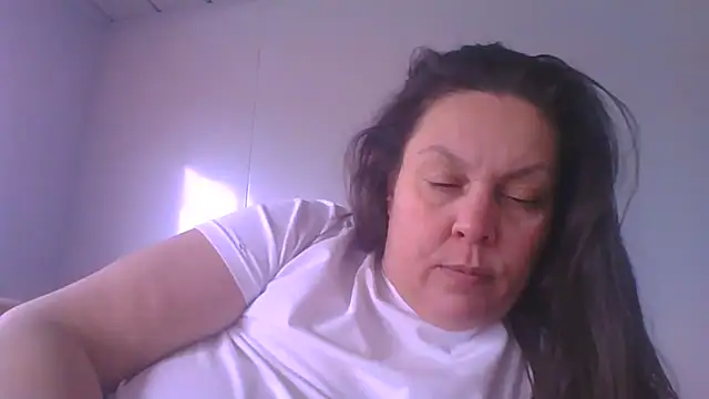 fulloferotic online show from 04.17.26