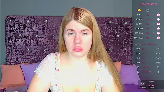 NoraBigAss online show from 11.26.25