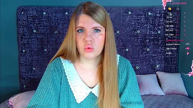 NoraBigAss online show from 02.20.26