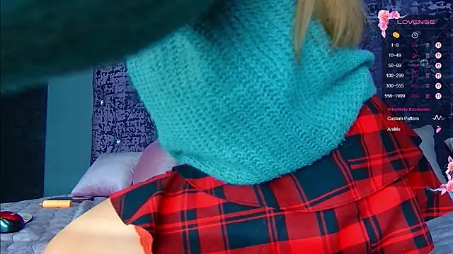 NoraBigAss online show from 02.20.26