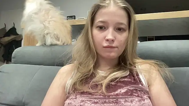 Snapshot of CharmingSarah chatting on 02.24.25 CharmingSarah online show from 02.24.25