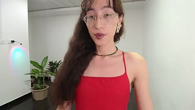 NicoleCortez online show from 12.05.24