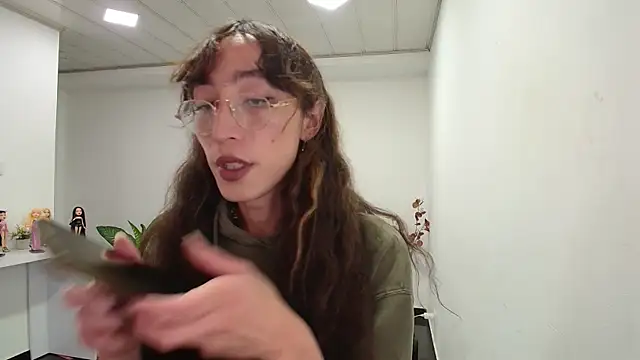 NicoleCortez online show from 03.07.25