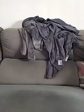 LoGaNfree88 online show from 03.12.25