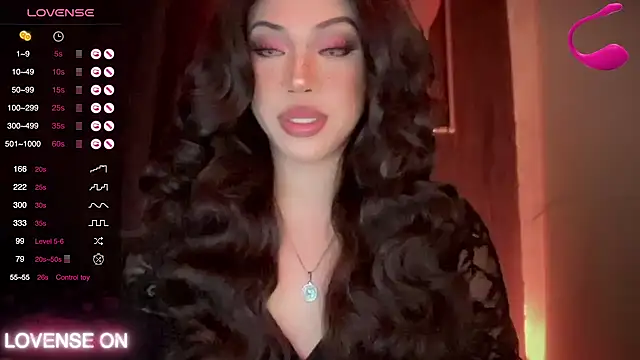 Snapshot of madam_agnes1 chatting on 10.06.25 madam agnes1 online show from 10.06.25