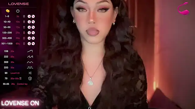 Snapshot of madam_agnes1 chatting on 10.12.25 madam agnes1 online show from 10.12.25