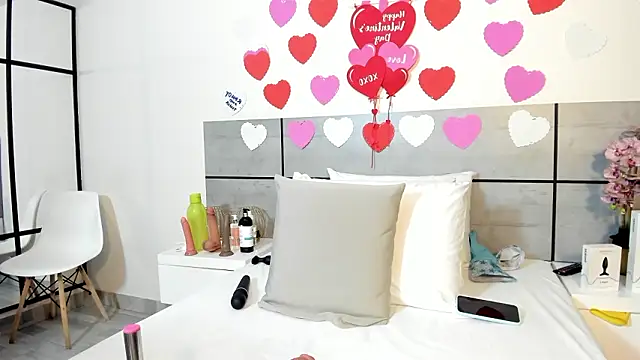 EmmaSmith2 online show from 02.14.26