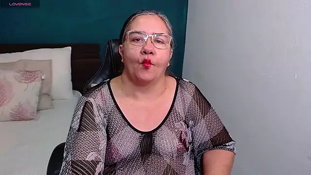 scaelettdubois online show from 01.10.26