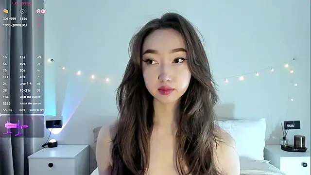  luna 022 online show from 09.25.25