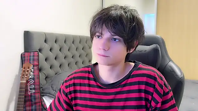 SasukeUhchiaa online show from 12.02.24