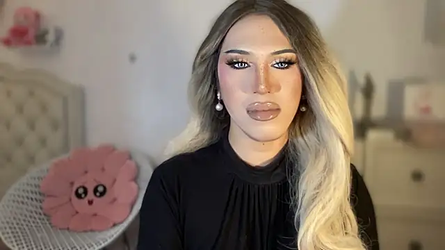 Ts glamxxxx online show from 09.27.25