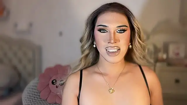 Ts glamxxxx online show from 10.28.25