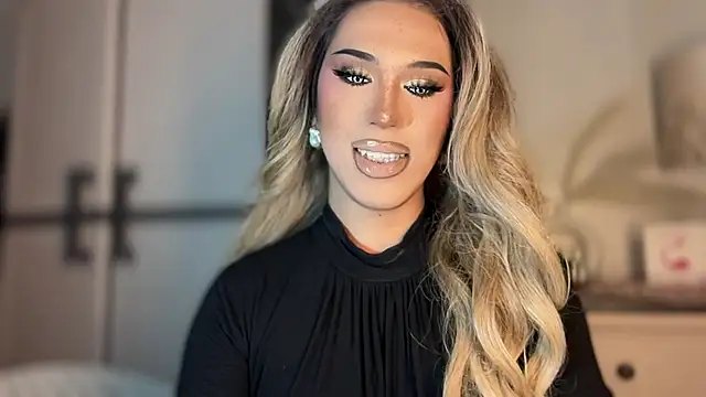 Ts glamxxxx online show from 12.04.25