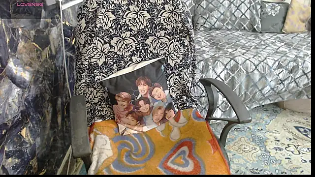 Snapshot of sexyrihana1 chatting on 09.12.25 sexyrihana1 online show from 09.12.25