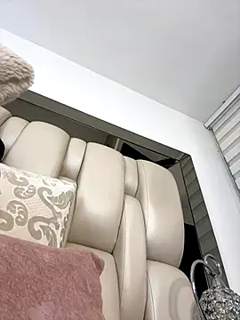 ALISSON FOXXX1 online show from 10.21.25